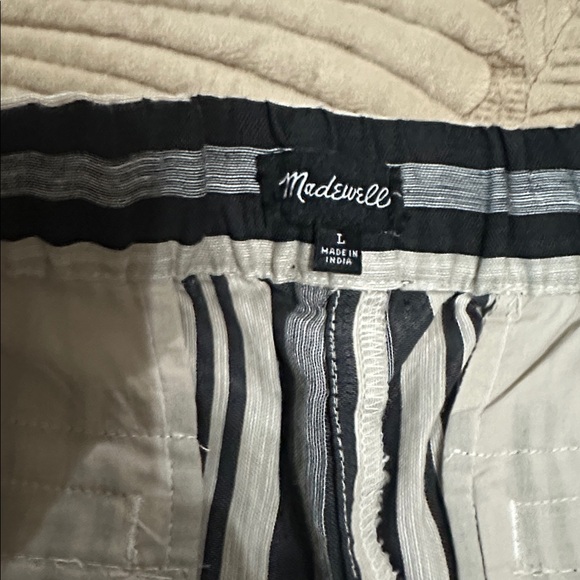 Madewell Black and White Striped Short - Picture 3 of 5